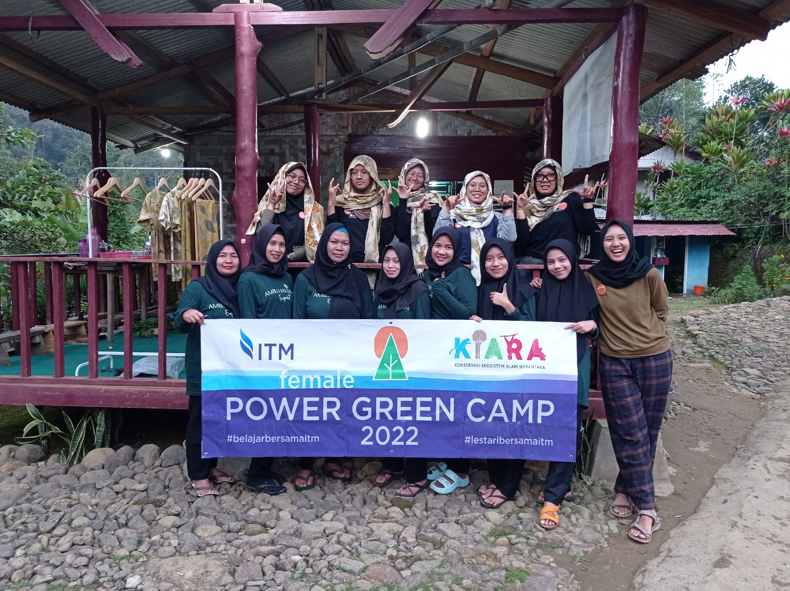 Seri Female Green Camp #1: Semangat untuk Terus Belajar dari Ambu Halimun